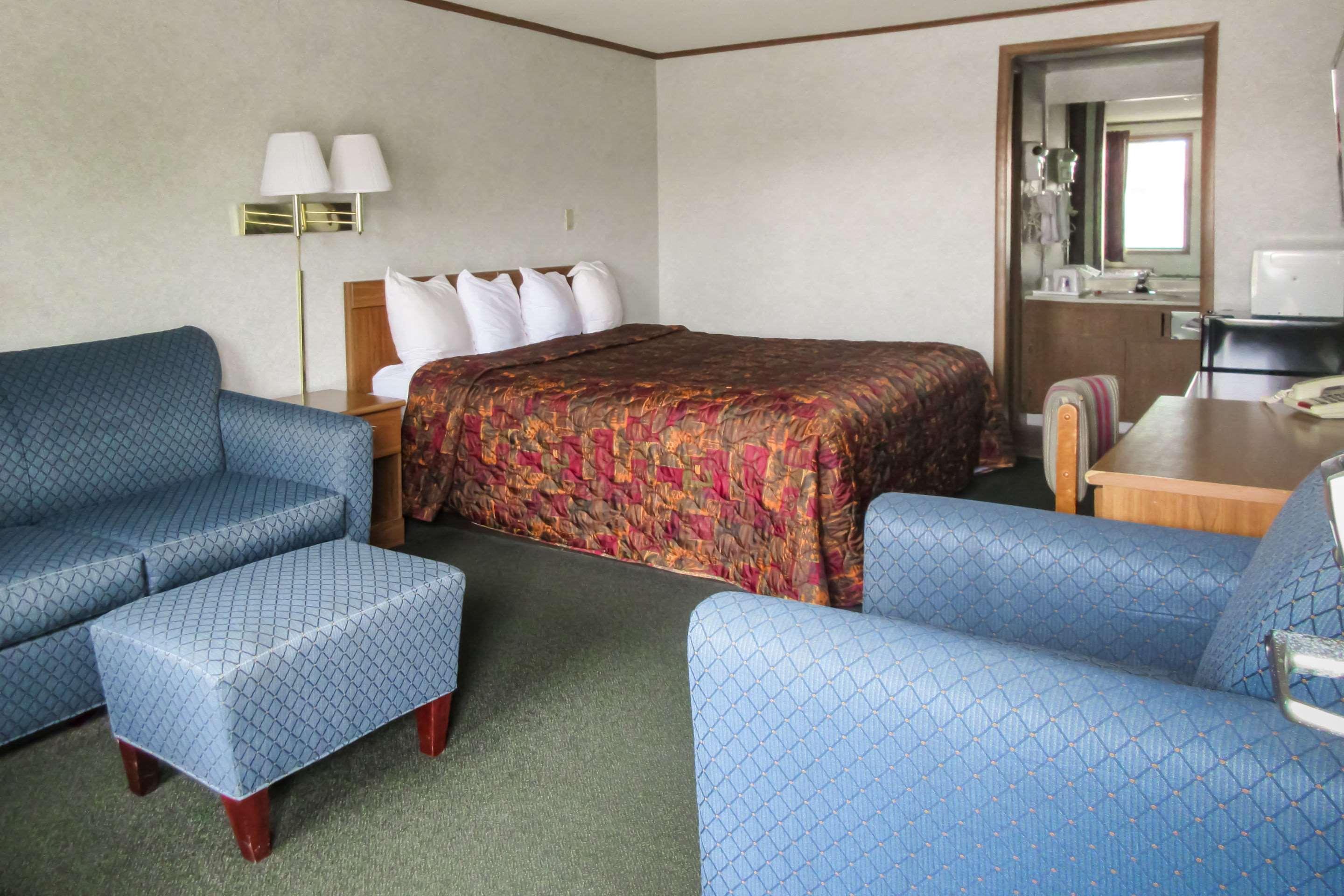 Days-Inn By Wyndham Liverpool-Syracuse Exteriör bild