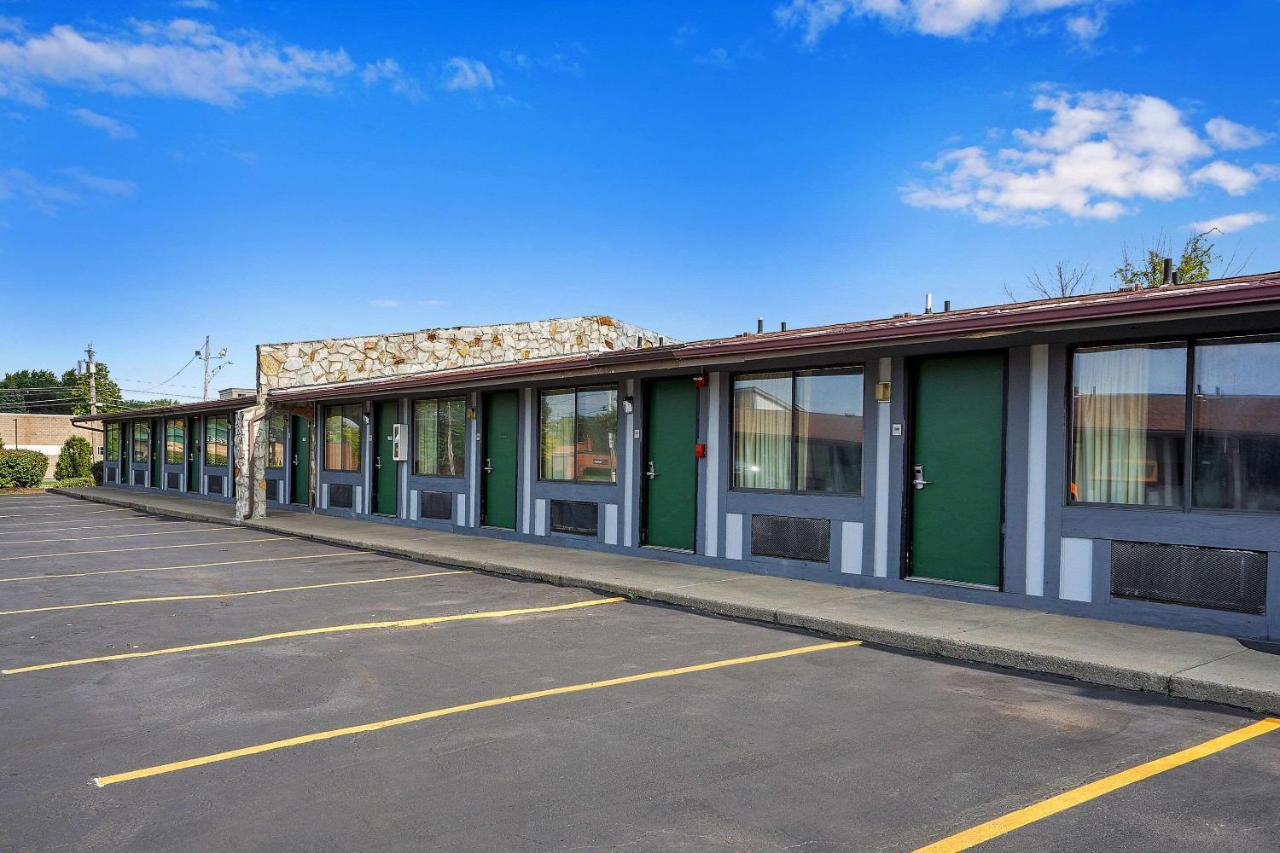 Days-Inn By Wyndham Liverpool-Syracuse Exteriör bild